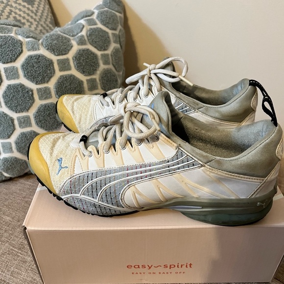 Puma Voltaic Evo Women’s Running Athletic Shoes - Picture 2 of 4